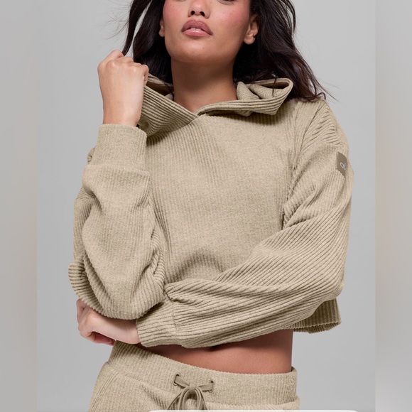 ALO Yoga Pants - Alo Muse Hoodie and Sweatpant Set